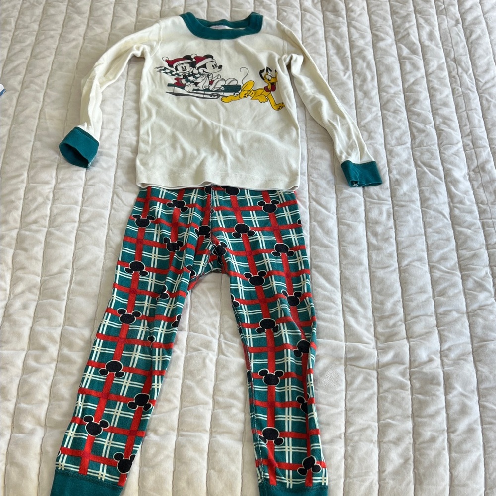 Hanna Andersson Disney Pajama Set